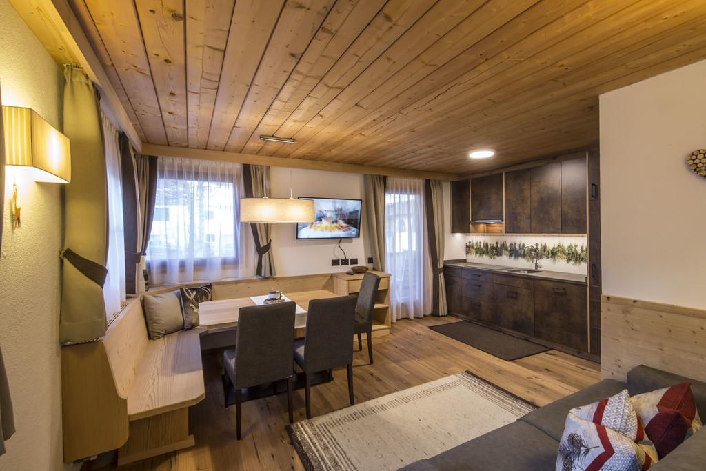 La Bercia Alpine Lodge & Spa La Villa  Εξωτερικό φωτογραφία