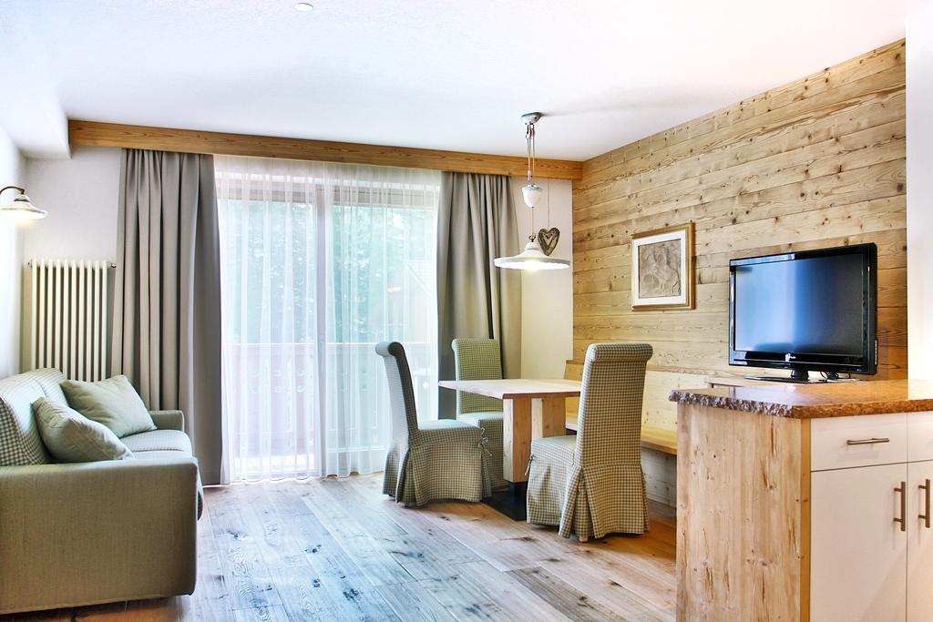 La Bercia Alpine Lodge & Spa La Villa  Εξωτερικό φωτογραφία